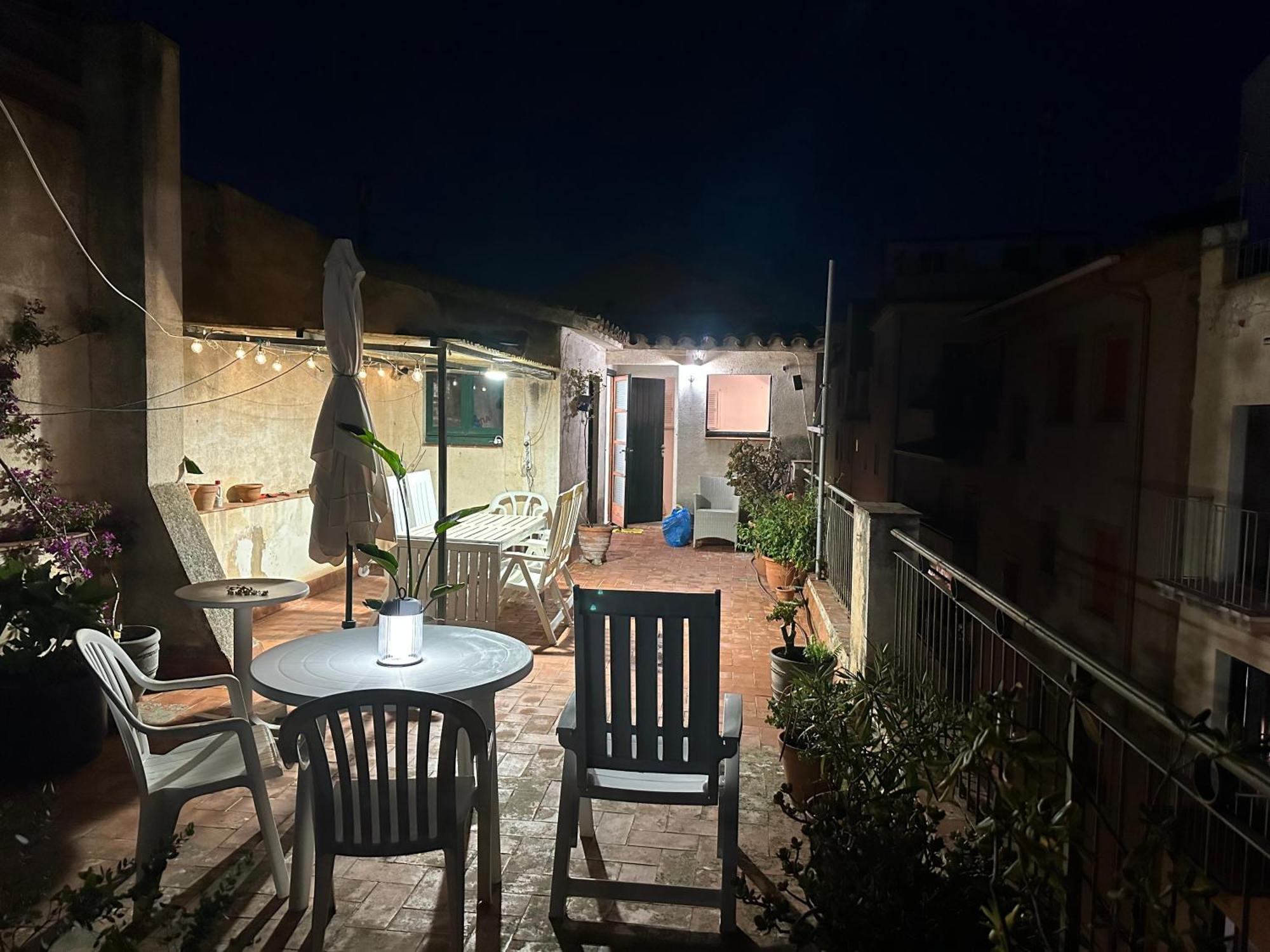 Notaria: Casco Antiguo Apartment with Garden Terrace Sant Feliu de Guixols Exterior photo